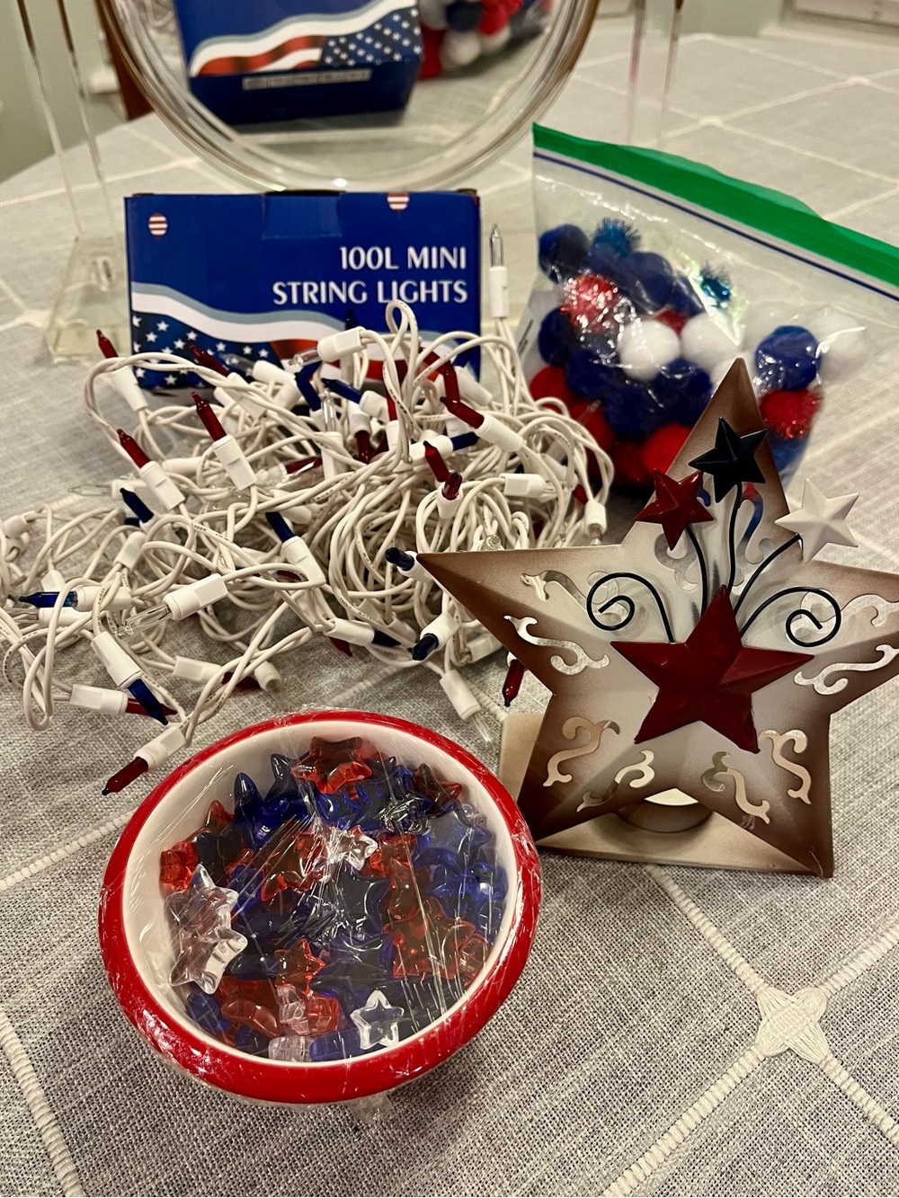 Patriotic Decor - Never Used - Red Star Bowl - String of 100 Lights -Small Stars